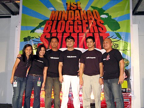 Blogie with the Usual Suspects